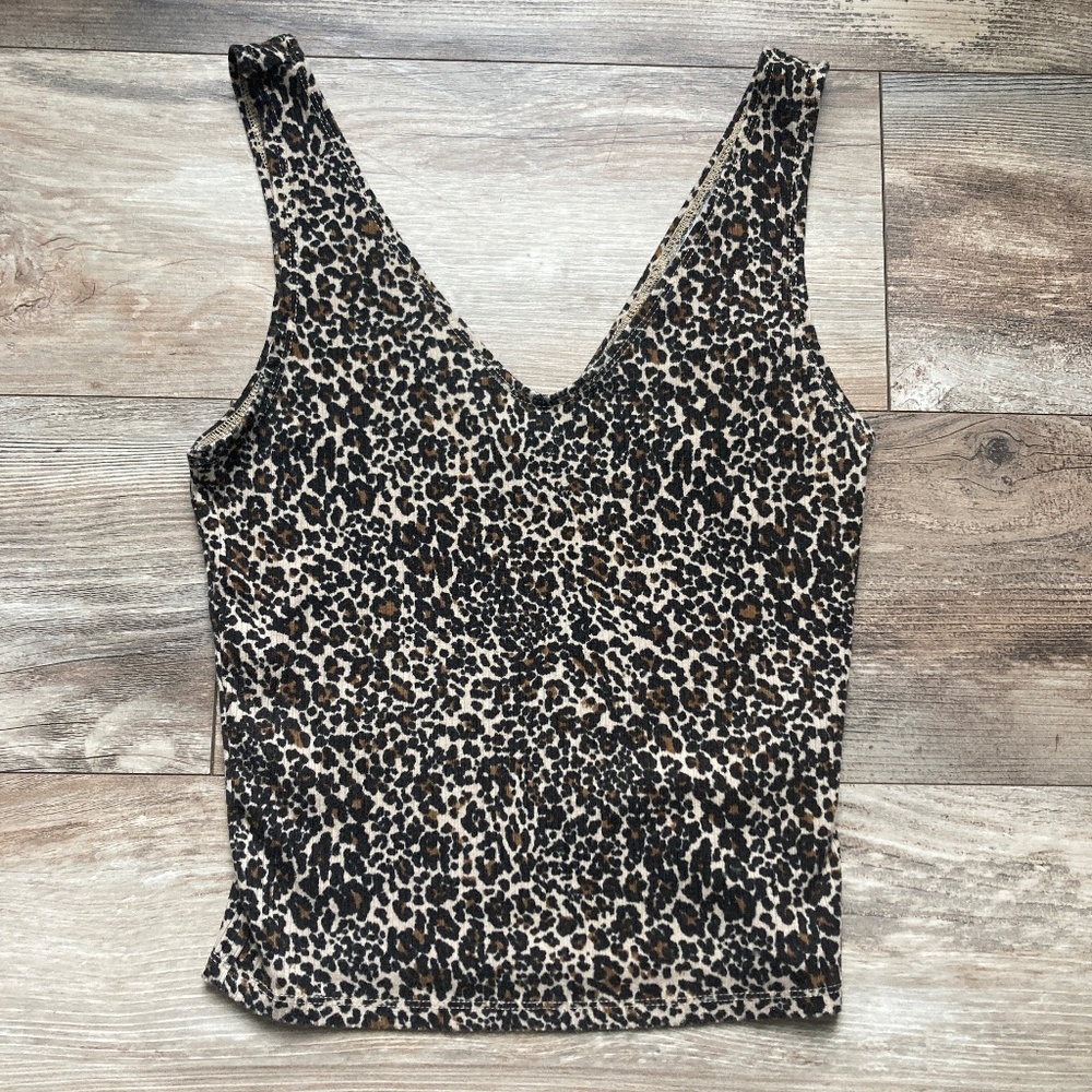 Cheetah print v-neck tank top